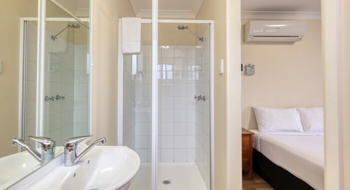 Deluxe Cabin